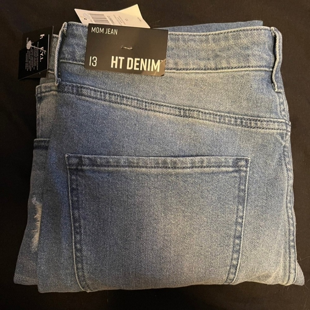 Hot Topic mom jeans